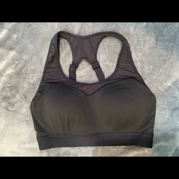 Gymshark Sports Bra - Black - Picture 3 of 7